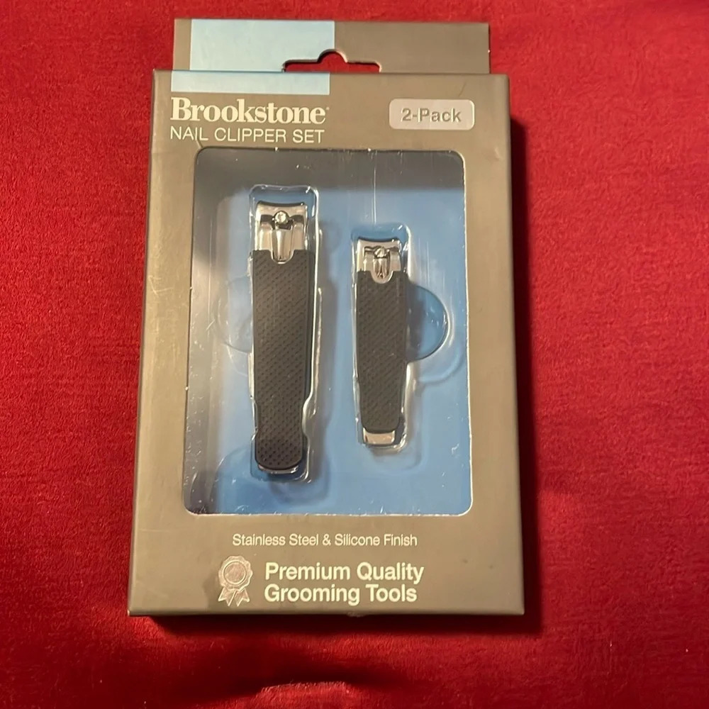Brookstone nail clipper set